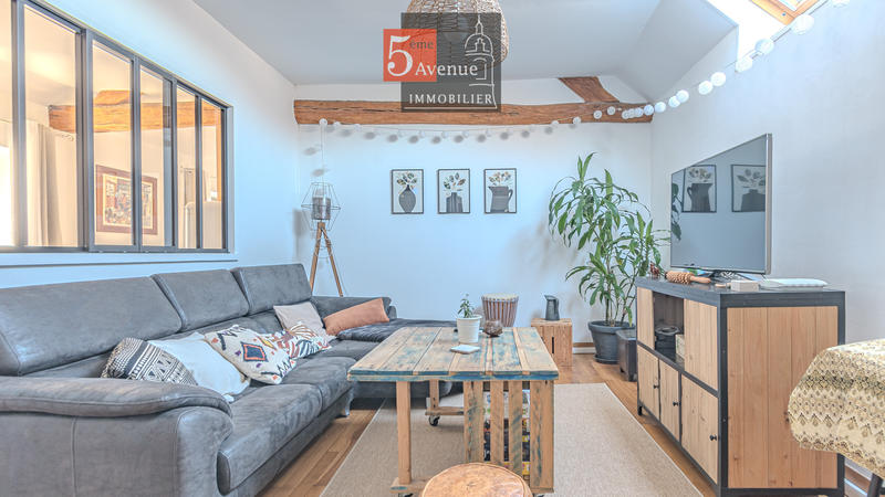 Maison - 550 m² - 15 pièces