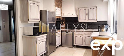 Maison - 122 m² - 7 pièces