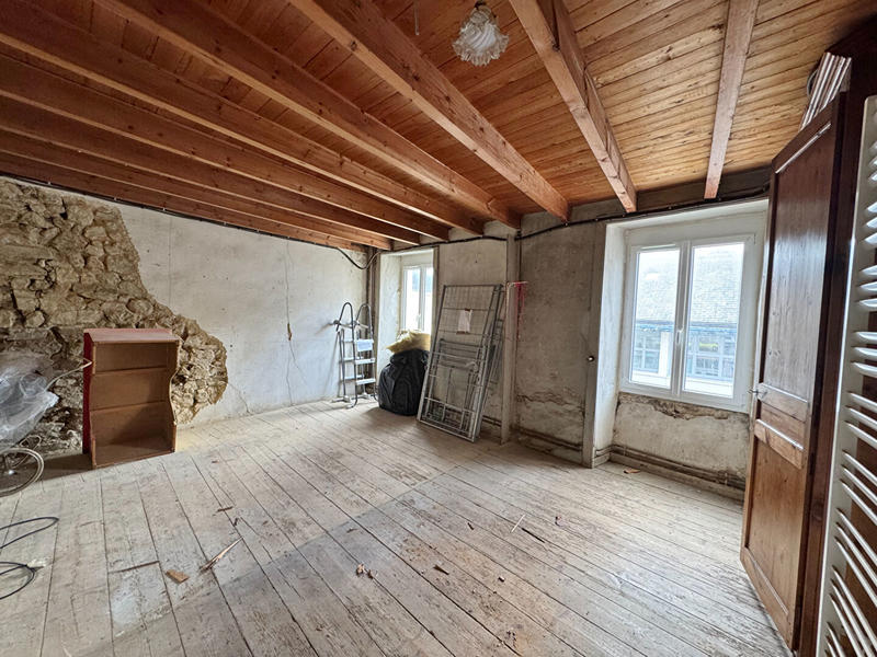 Immeuble - 8 pièces