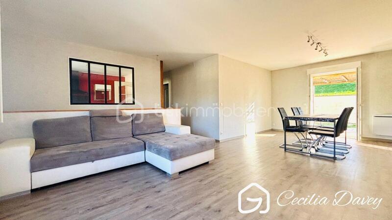 Maison de village - 120 m² - 6 pièces