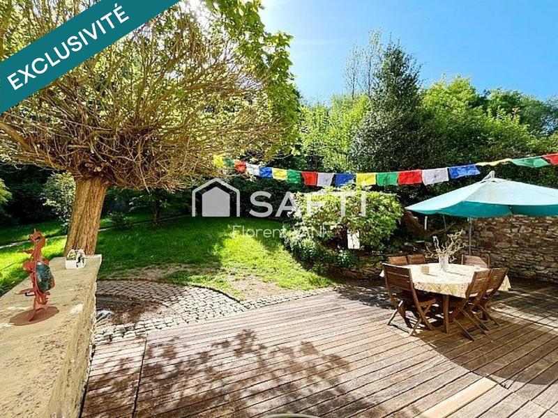 Maison - 213 m² - 6 pièces