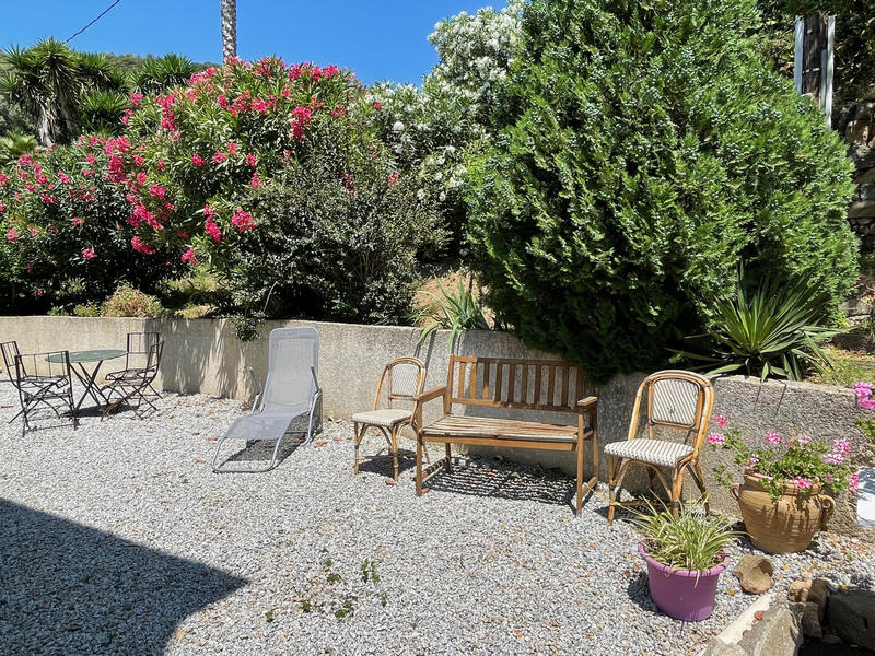 Maison - 240 m² - 11 pièces