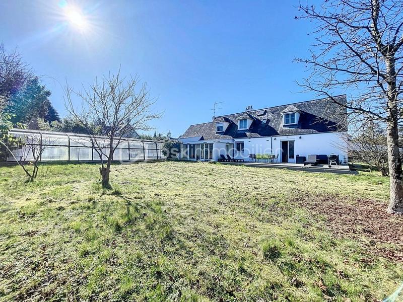 Maison - 188 m² - 8 pièces