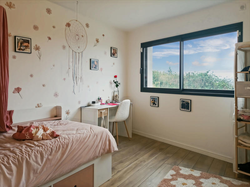 Maison - 170 m² - 5 pièces