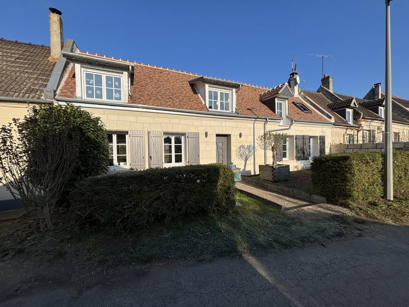 Maison - 98 m² - 4 pièces