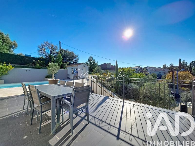 Maison - 150 m² - 5 pièces