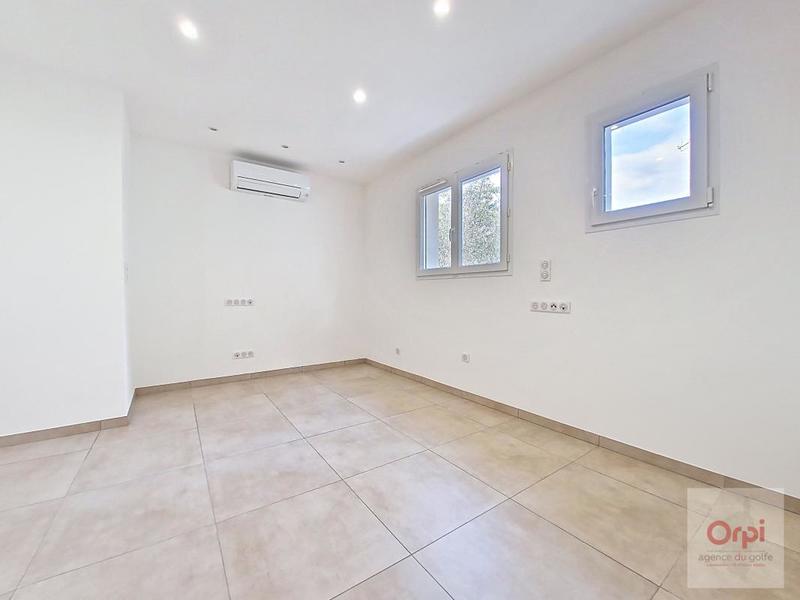 Maison - 77 m² - 3 pièces