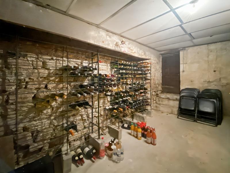 Propriété - 657 m² - 16 pièces