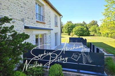 Maison - 165 m² - 9 pièces