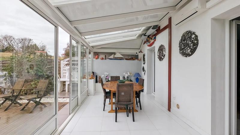 Maison - 106 m² - 5 pièces