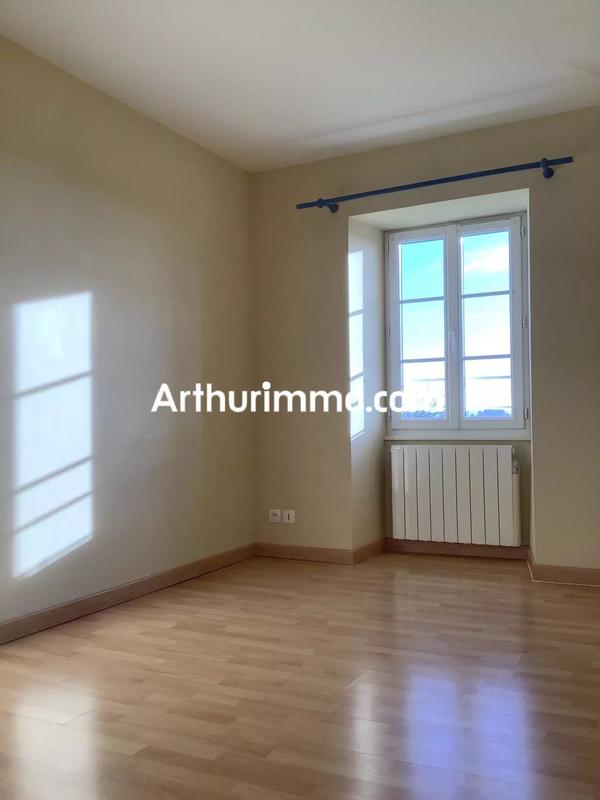 Maison - 104 m² - 4 pièces