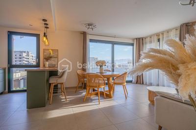 Appartement - 65 m² - 3 pièces