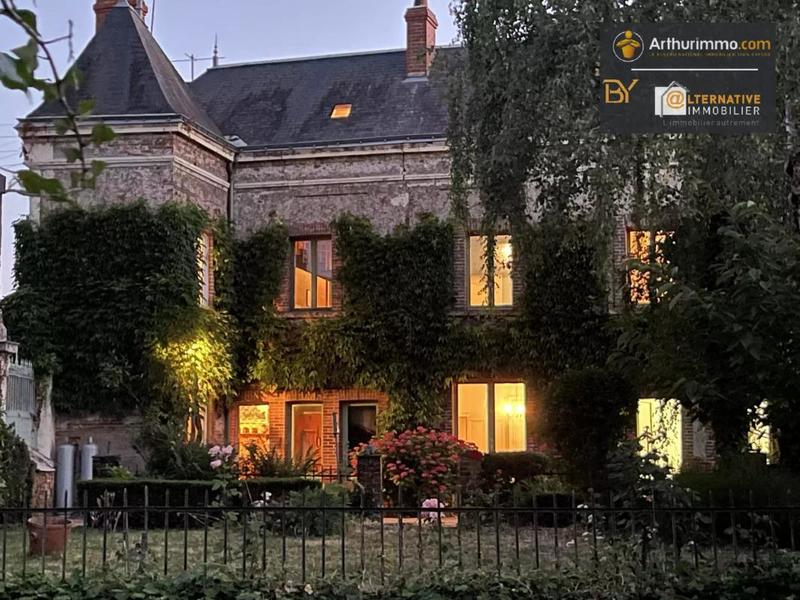 Propriété - 292 m² - 12 pièces