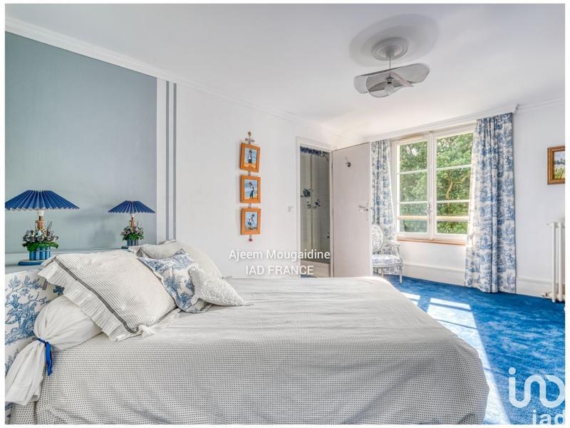 Maison - 226 m² - 9 pièces