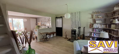 Maison - 217 m² - 8 pièces