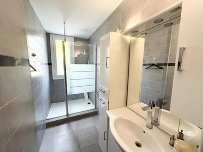 Appartement - 70 m² - 4 pièces