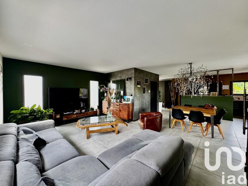 Maison - 135 m² - 5 pièces