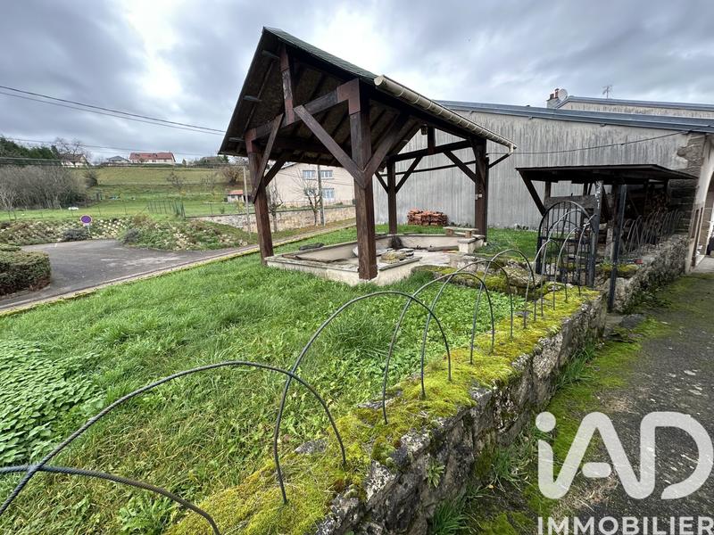 Maison de village - 216 m² - 7 pièces