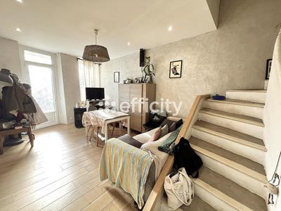 Maison de ville - 75 m² - 3 pièces