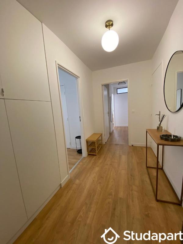 Chambre - 12 m² - 1 pièce