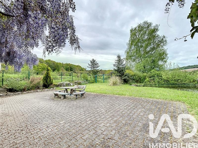 Maison - 233 m² - 6 pièces