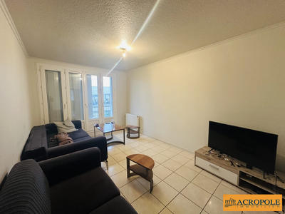 Appartement - 55 m² - 4 pièces