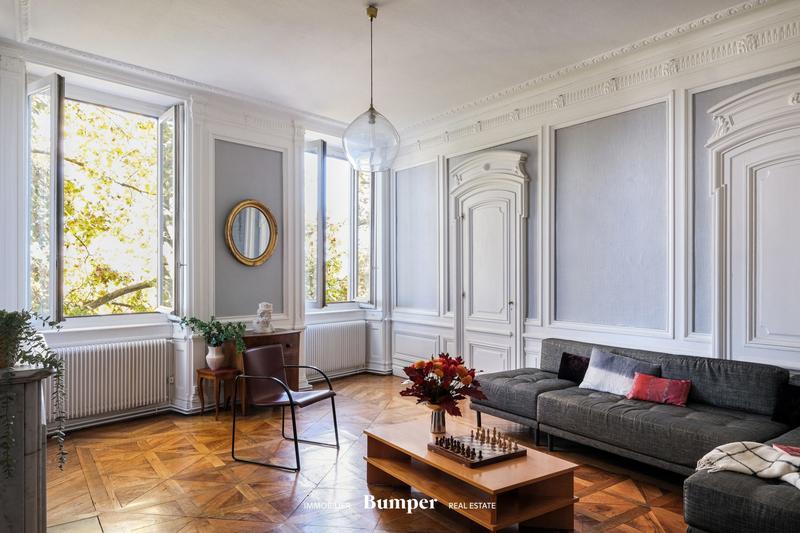 Appartement - 97 m² - 4 pièces