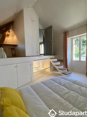 Chambre - 13 m² - 1 pièce