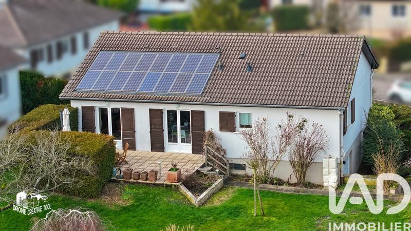 Maison - 96 m² - 5 pièces