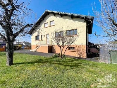 Maison - 97 m² - 4 pièces