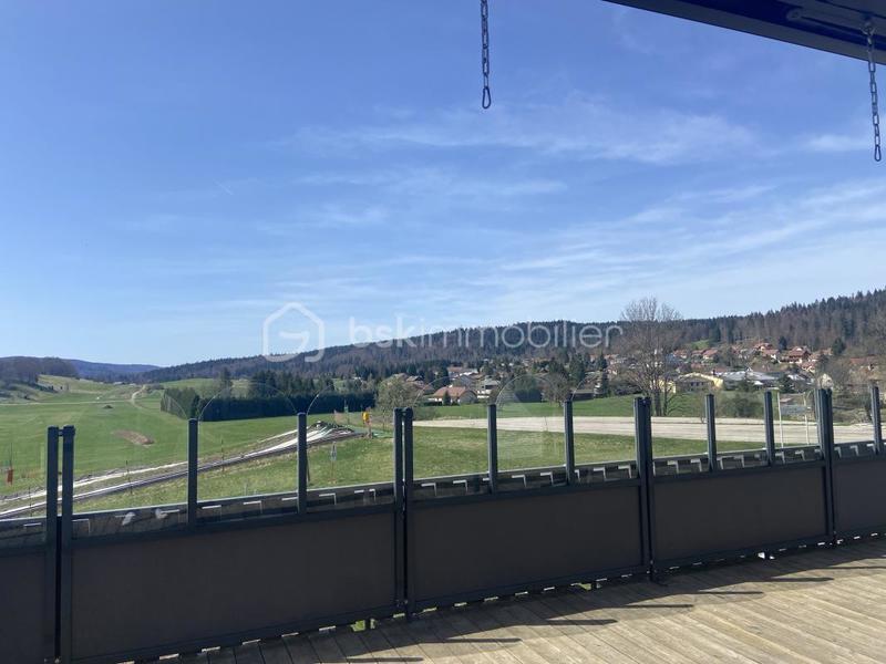 Bureau - 200 m² - 4 pièces