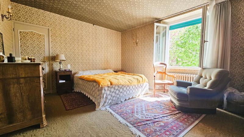 Propriété - 170 m² - 8 pièces