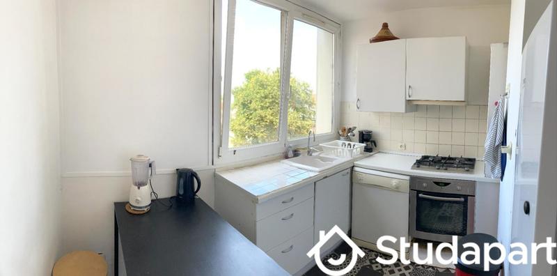 Chambre - 11 m² - 1 pièce