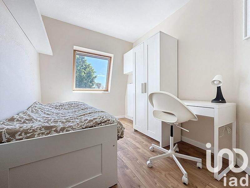 Appartement - 77 m² - 6 pièces