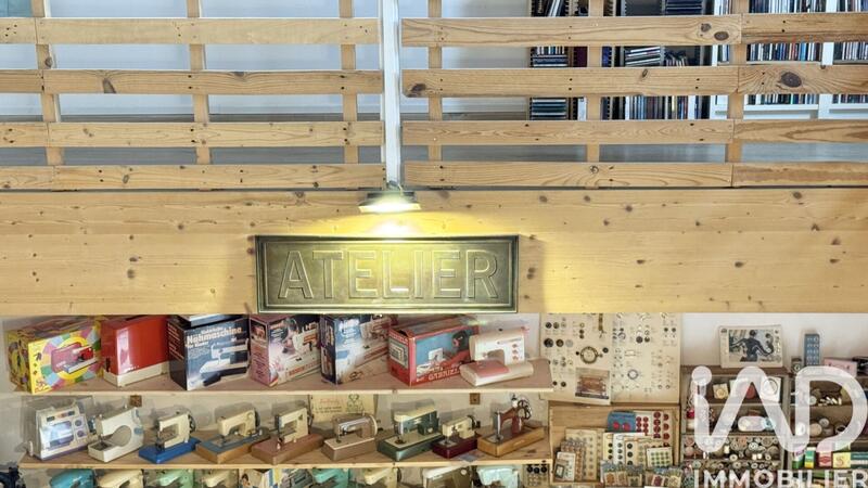 Maison - 277 m² - 5 pièces