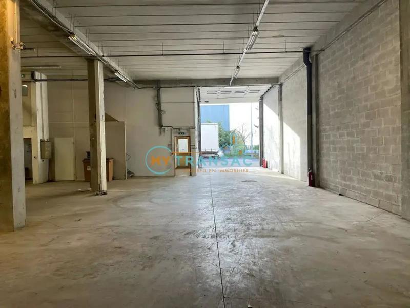 Local d'activités - 542 m²