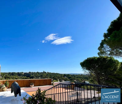 Maison - 375 m² - 15 pièces