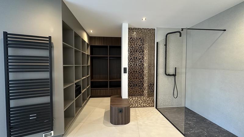 Maison d'architecte - 300 m² - 8 pièces