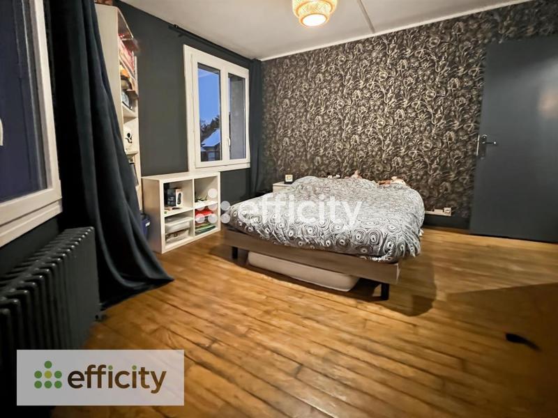 Maison - 163 m² - 7 pièces