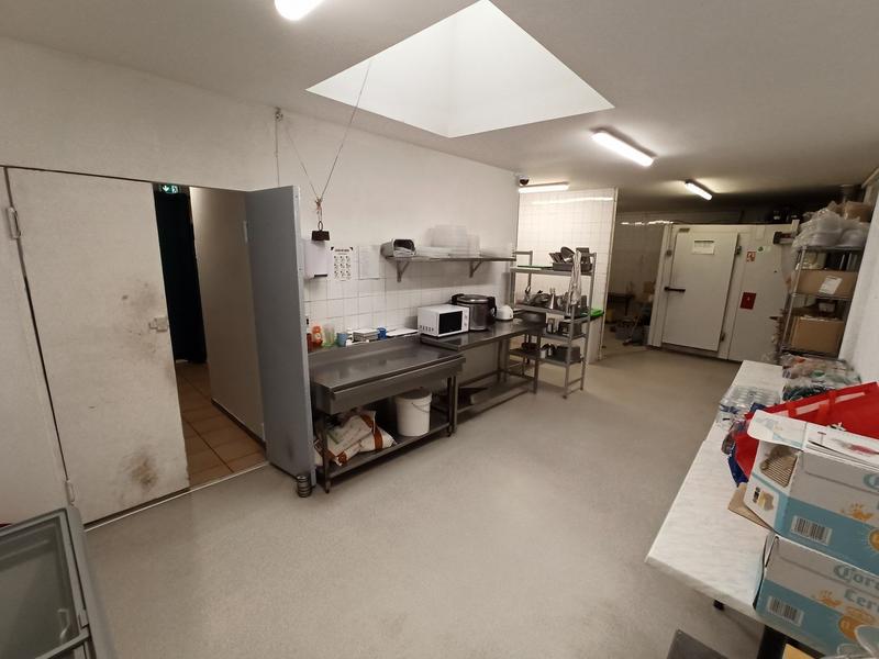 Fonds de commerce - 165 m²