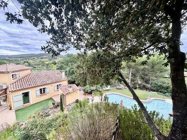 Maison d'architecte - 160 m² - 6 pièces