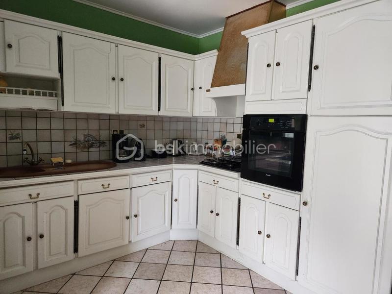 Maison traditionnelle - 140 m² - 6 pièces