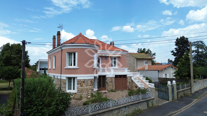 Maison - 149 m² - 6 pièces