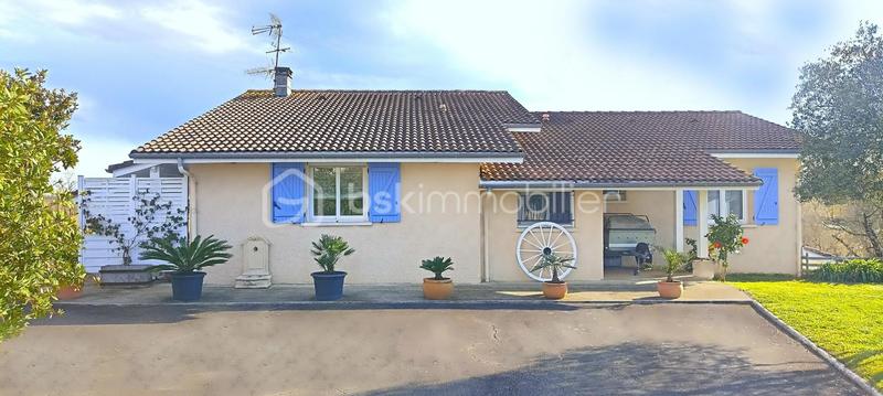 Maison de village - 152 m² - 8 pièces