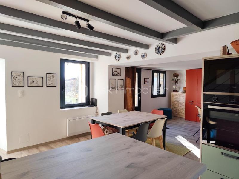 Maison en pierre - 74 m² - 3 pièces