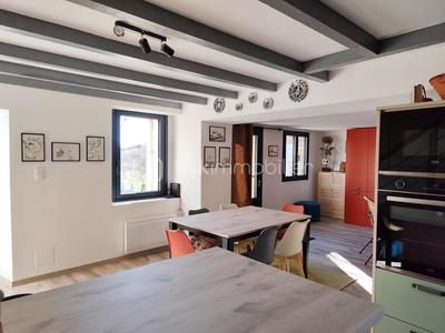Maison en pierre - 74 m² - 3 pièces