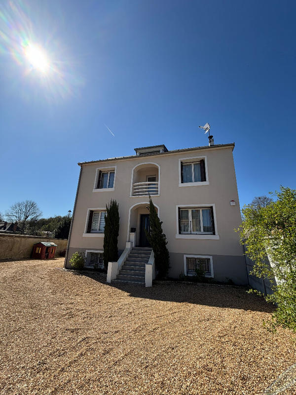 Maison - 145 m² - 7 pièces