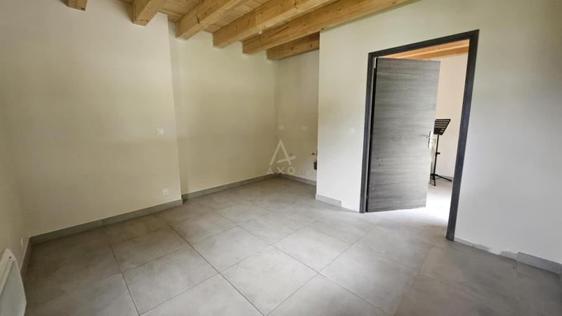 Maison - 99 m² - 2 pièces