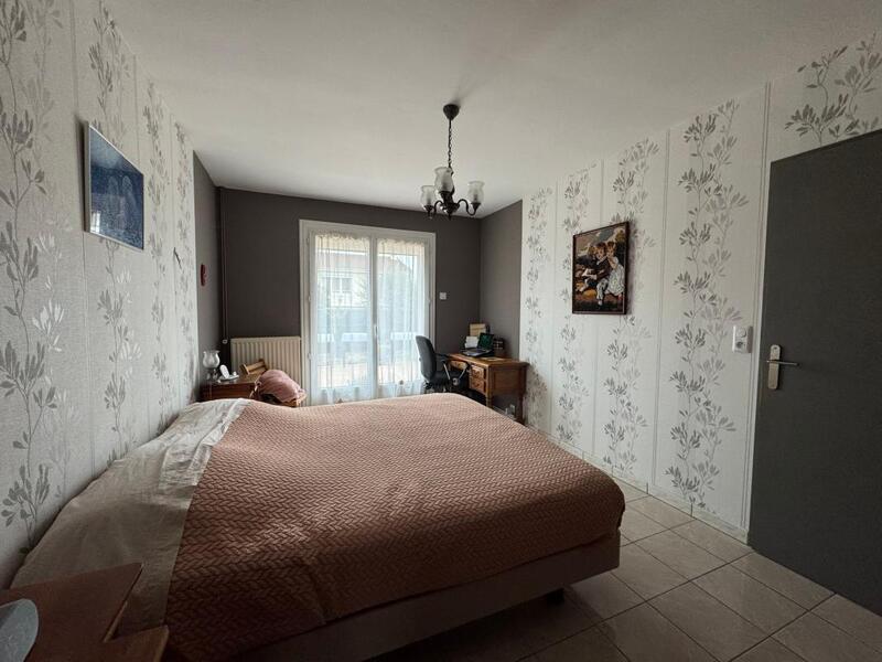 Maison - 105 m² - 5 pièces