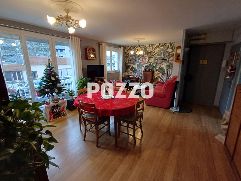 Appartement - 65 m² - 3 pièces